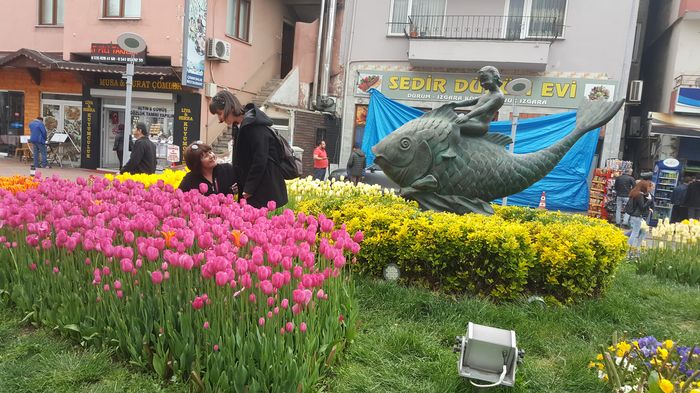 İsa çarmıhtan indirilirken